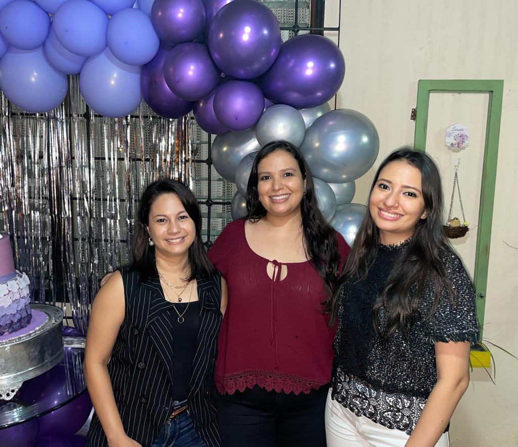 Heidy Mena Sánchez celebró sus 21 años junto a sus seres queridos