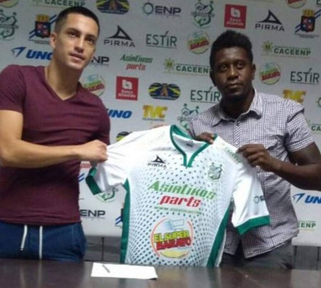 Carlos Ross: Chileno de 26 años de edad que llega al Platense, viene procedente del Atlético Boca Unidos de Argentina, donde también militó en el Gimnasia y Esgrima. También jugó con el Hapoel Nazareth Illit FC de Israel y el Husqvarna de Suecia, además de los chilenos Audax Italiano, Coquimbo Unido, Deportes Copiapó y del Unión La Calera.