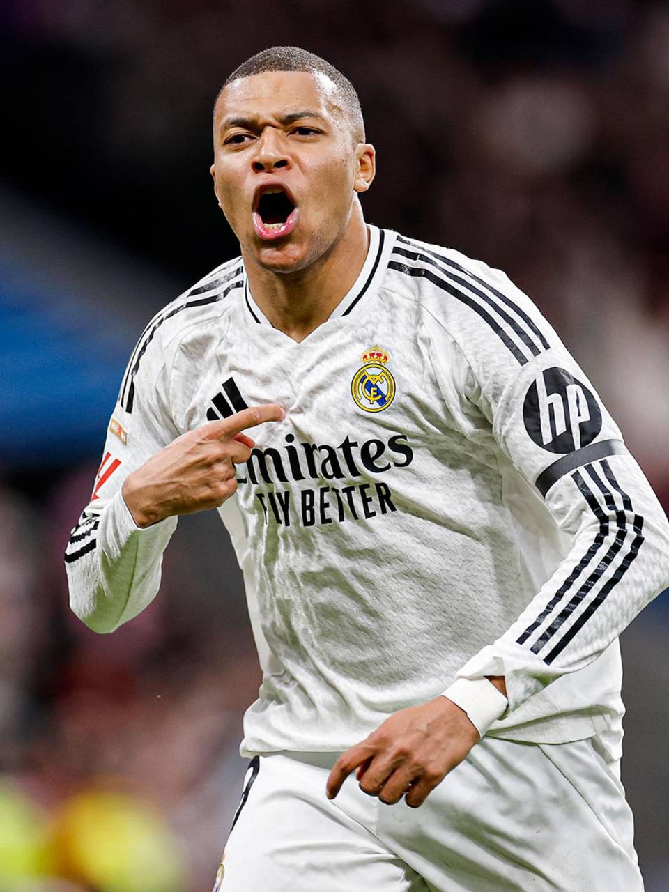 Así gritó Kylian Mbappé su gol para el 1-0 del Real Madrid ante Rayo Vallecano.