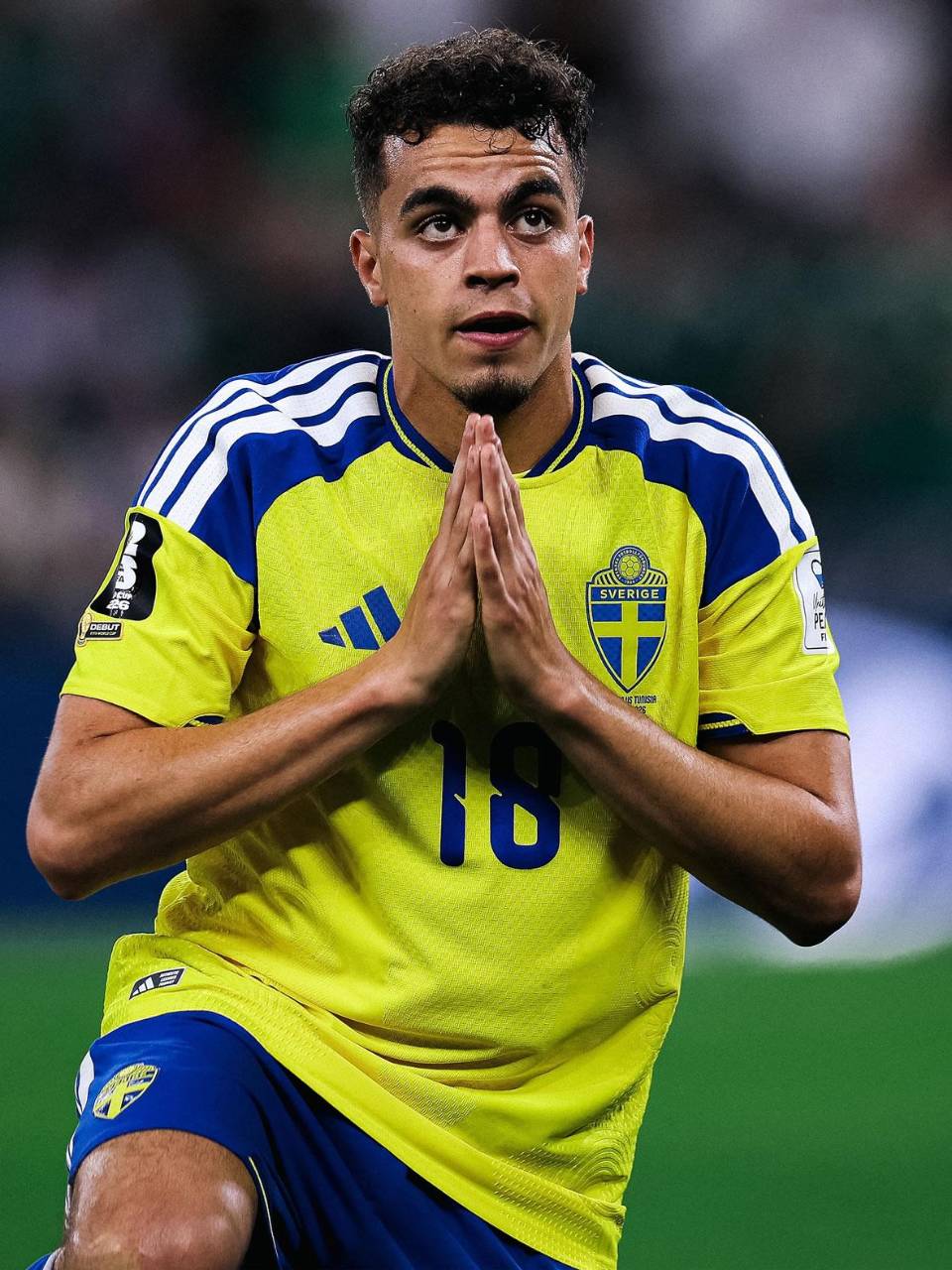 Yasin Ayari no celebró su gol con Suecia por sus raíces tunecinas.