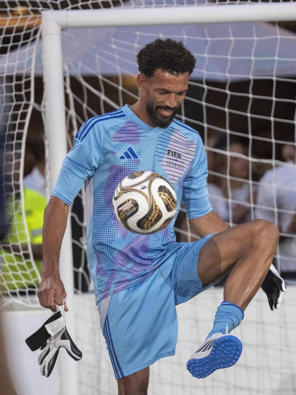 Vozinha durante el partido de leyendas de la FIFA previo a la final del Mundial 2026.
