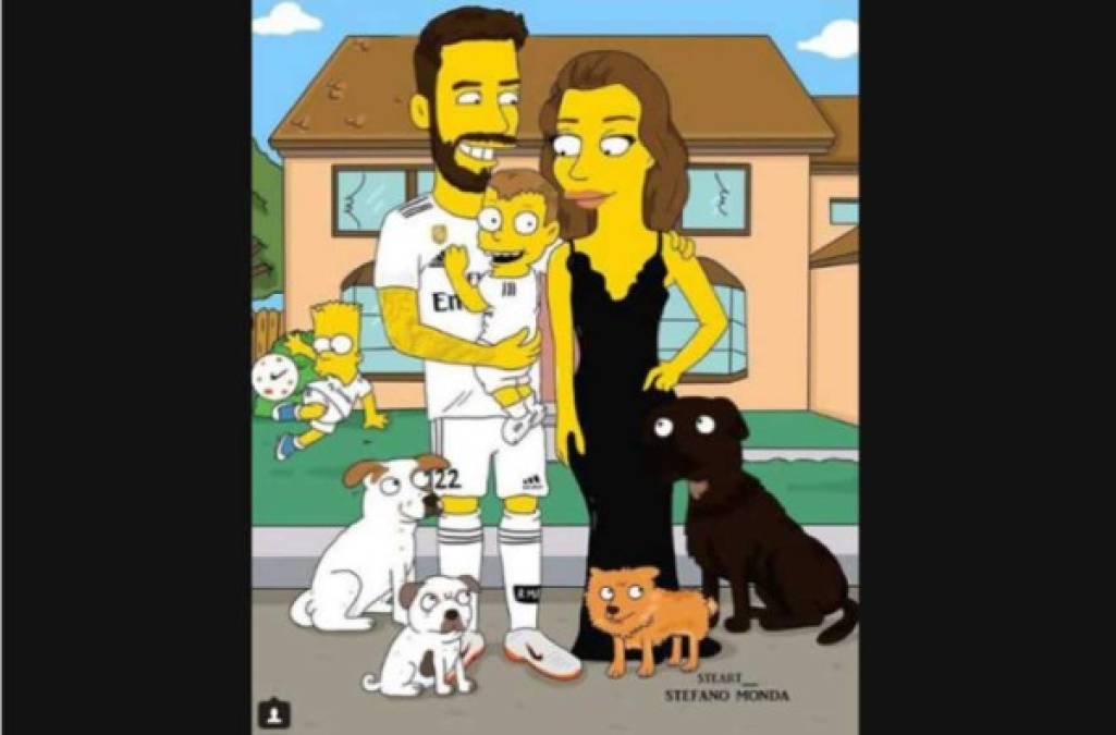 Isco y Sara Sálamo con su hijo y sus mascotas.