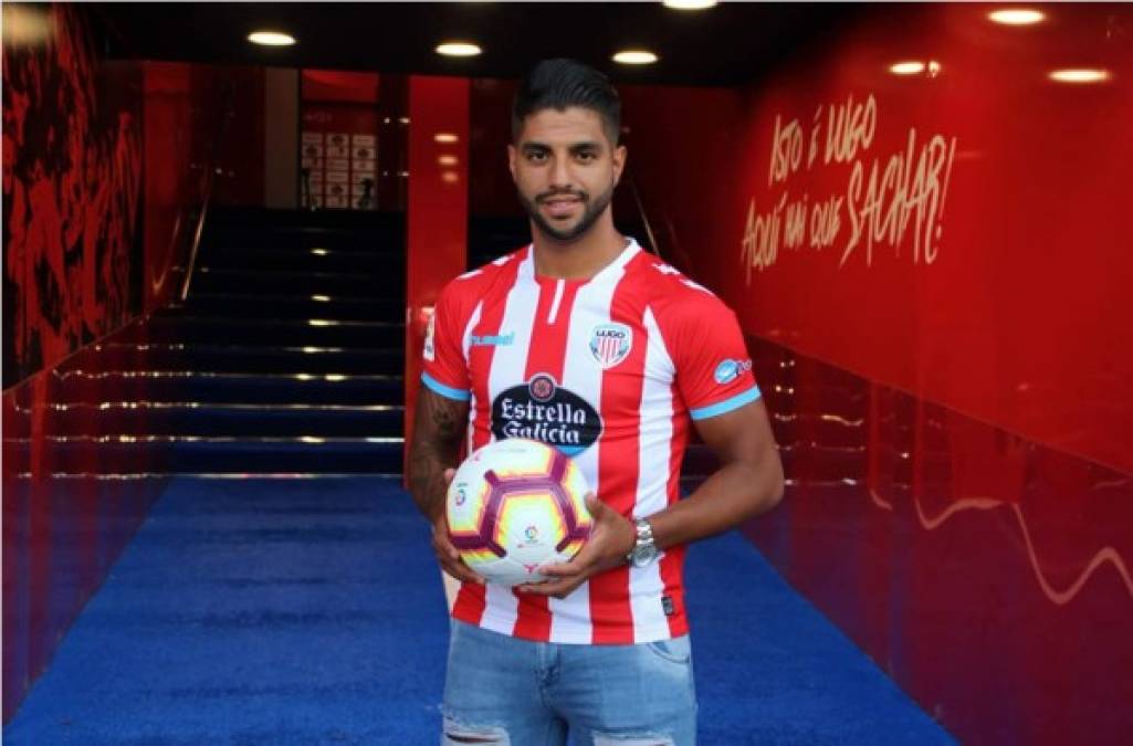 El delantero hondureño Jonathan Mejía ha sido presentado por su nuevo equipo, el Club Deportivo Lugo de la Segunda División de España.