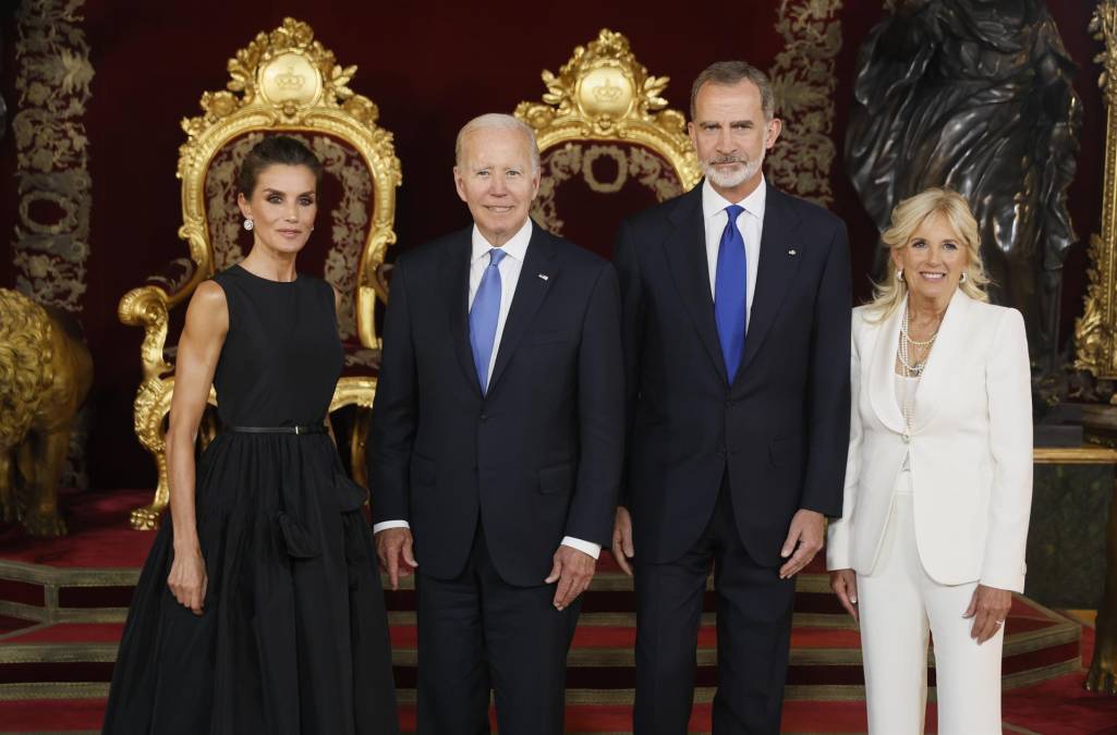 Letizia y Jill Biden brillan en cena oficial en el Palacio Real para líderes de la OTAN