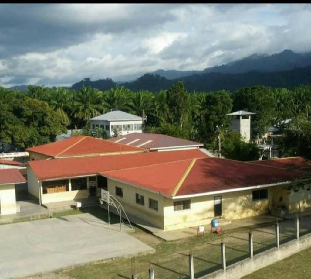 “Shin Fujiyama, nos ha dado una misión y es apoyar a nuestras familias afectadas por estas lluvias del 2022, hemos habilitado el módulo #1 de la escuela, para que estas personas tengan un espacio que será su refugio por un tiempo, mientras planean como recuperar su hogar”, se lee en la publicación de la escuela.