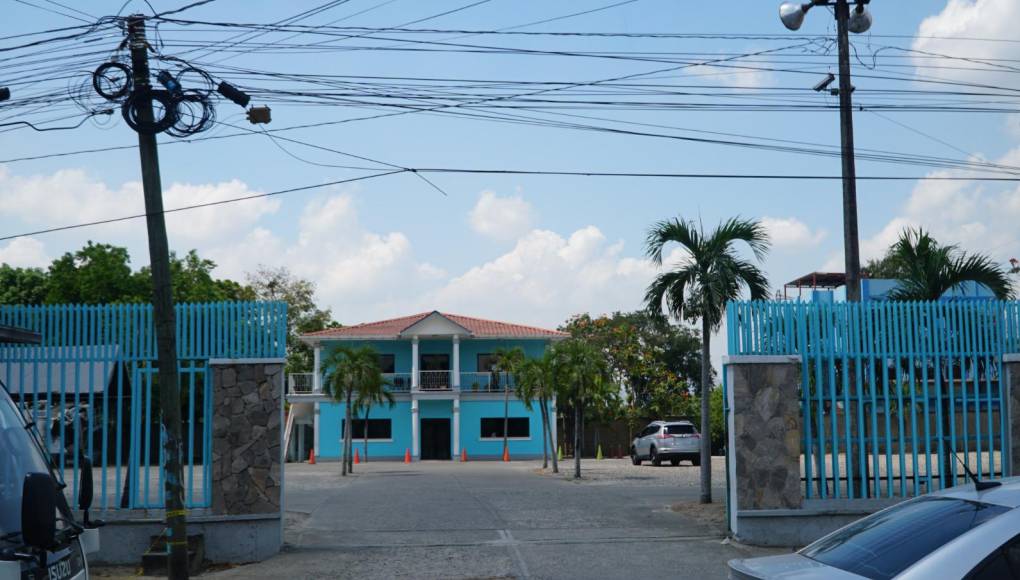 Los operativos se realizan en Residencial Villas del Caribe, colonia Pizzati, Alameda, Residencial Villa Palestina y 2 de agosto de La Ceiba, también Oak Ridge Bight y Corozal en Roatán, asimismo, residencial El Pedregal y Jardines del Valle en San Pedro Sula.