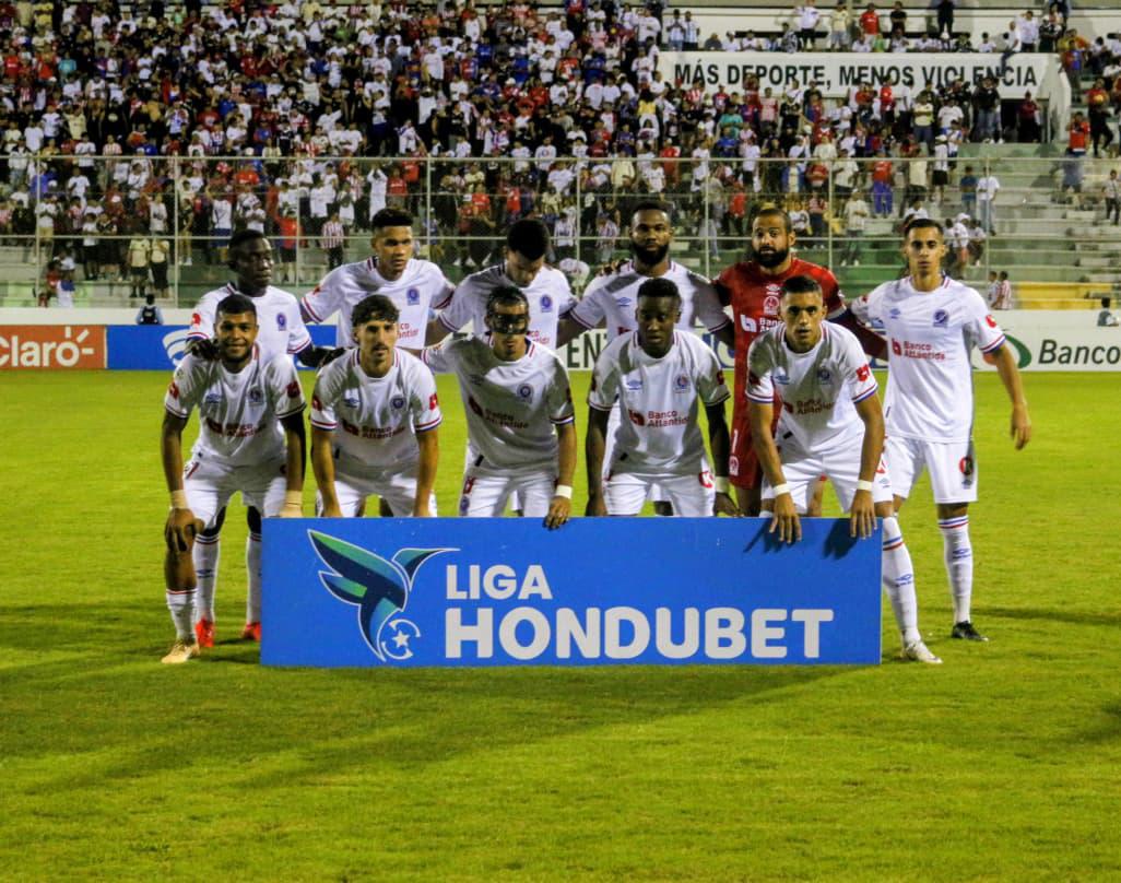 Olimpia vs Platense: Denuncia, alarma por Benguché y locura de Arboleda