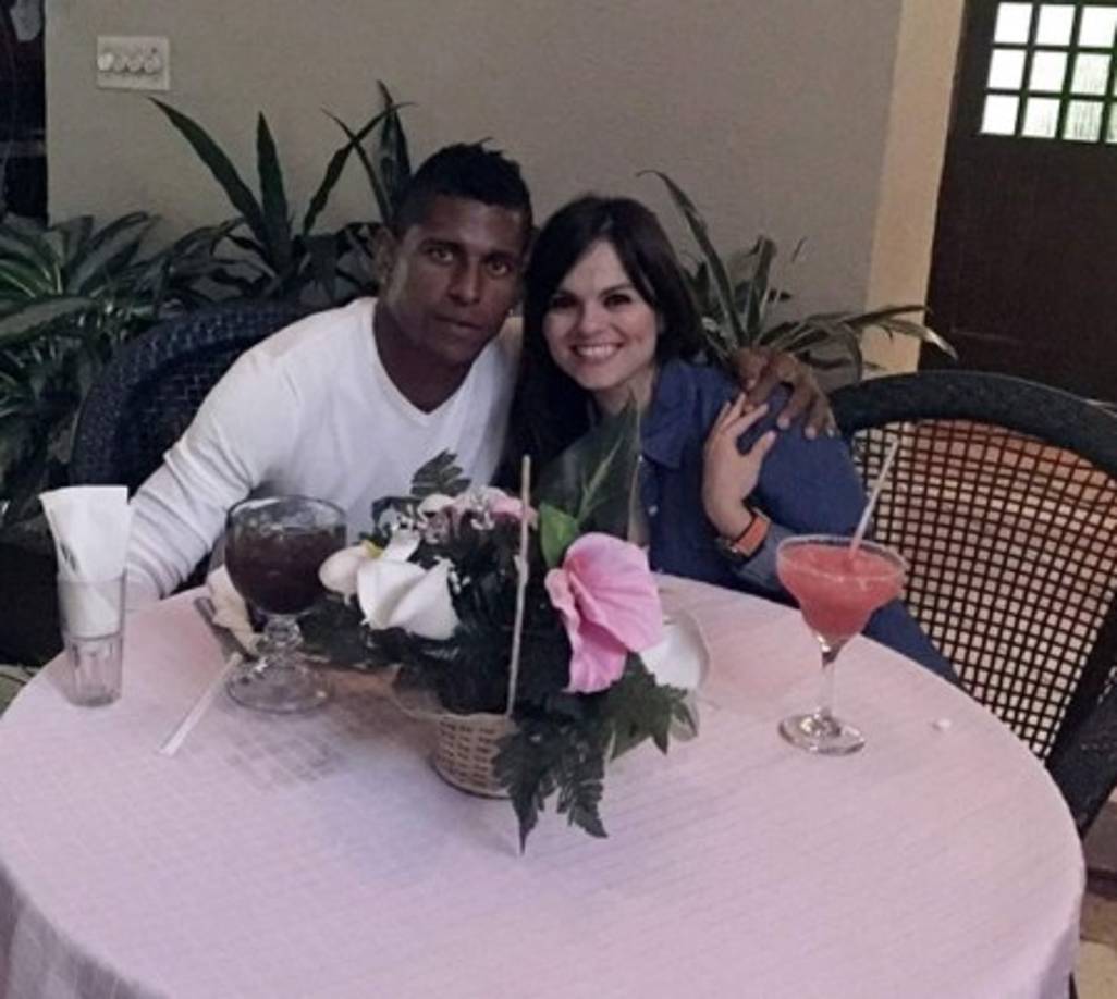 Karen Patricia Torres Alvarenga es la dueña del corazón del futbolista Carlo Costly del Olimpia y también la madre de su pequeña hija, Sophie.