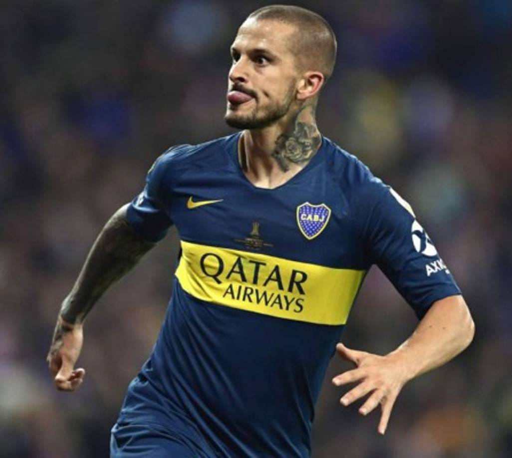 <br/>Benedetto: Un equipo de China ofreció 15 millones de dólares por Darío Benedetto y un contrato por cuatro años para el futbolista. Hasta el momento no trascendió el nombre del club, pero la propuesta ya está en las oficinas del Xeneize y se espera una respuesta en los próximos días.