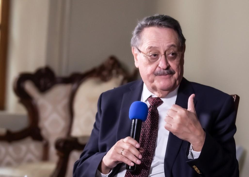 Proponen a Edmundo Orellana como precandidato presidencial