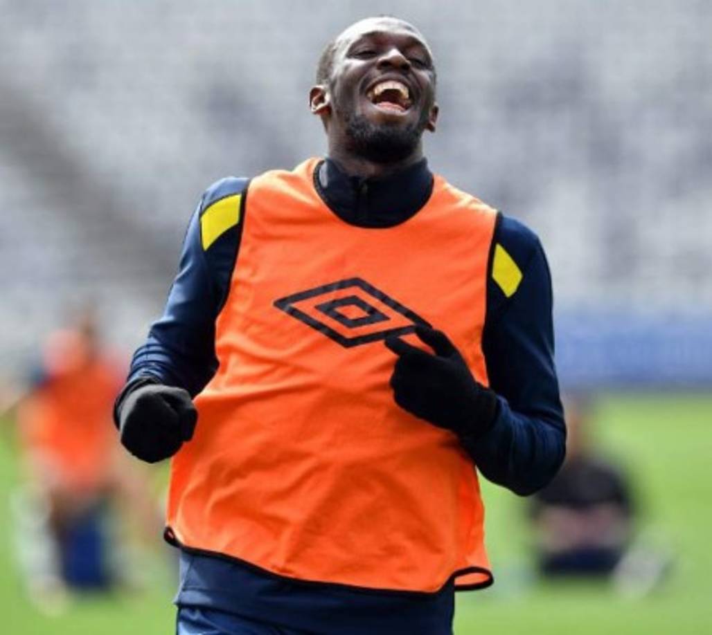 Usain Bolt sigue empeñado en aprender a ser futbolista: 'Quiero mejorar y nada va a frustrarme', dijo. Se entrena desde el 18 de agosto con los Central Coast Mariners de la liga australiana.