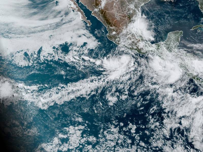 El huracán Blas dejará intensas lluvias en gran parte de México.