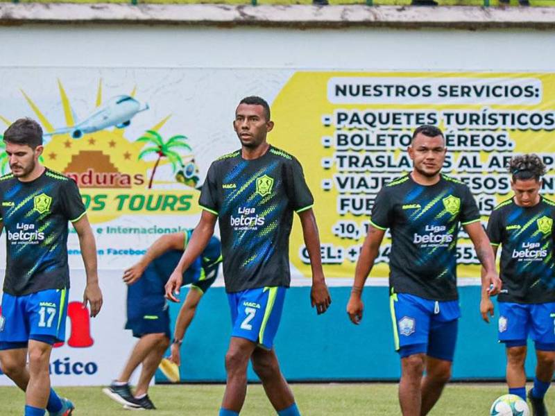 Olancho FC empató sin goles ante la Real Sociedad.