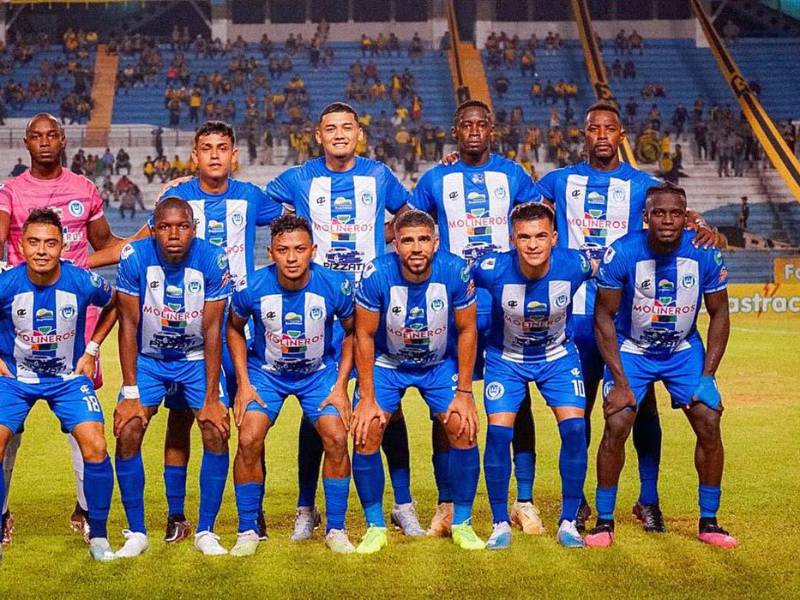 Victoria perdió 3-2 ante Real España en su primer partido en la presente campaña.