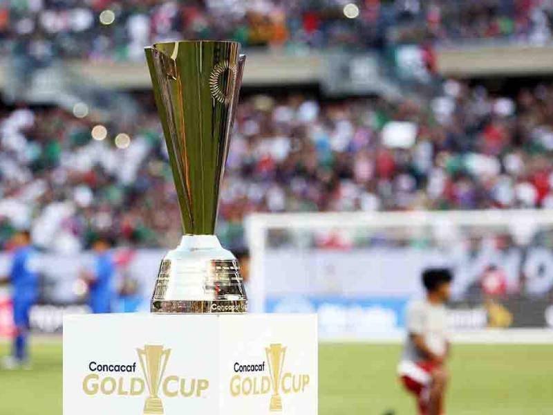 La Copa que se lleva el campeón de la Copa Oro.