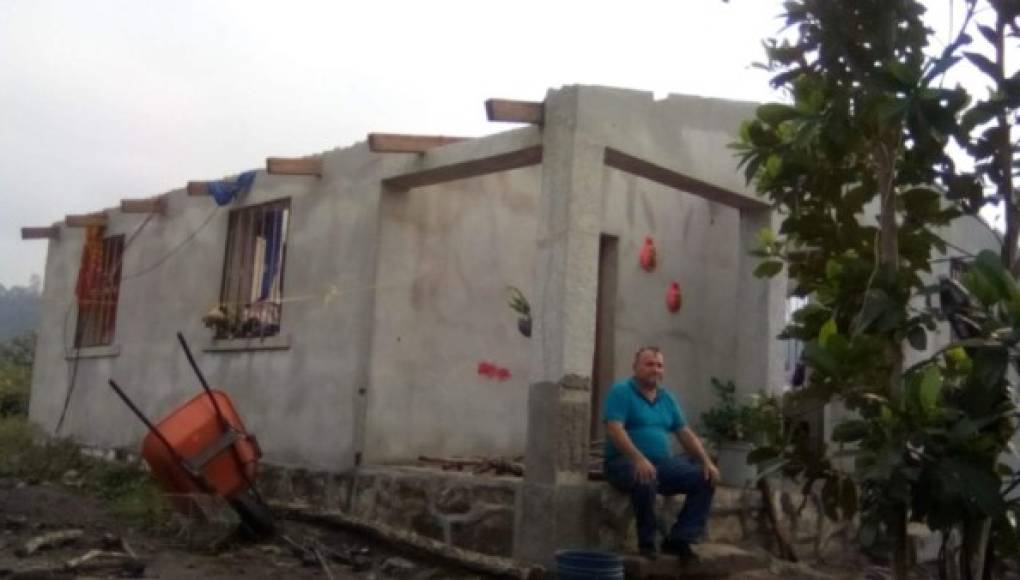 Tornado deja 100 damnificados en comunidades de Comayagua