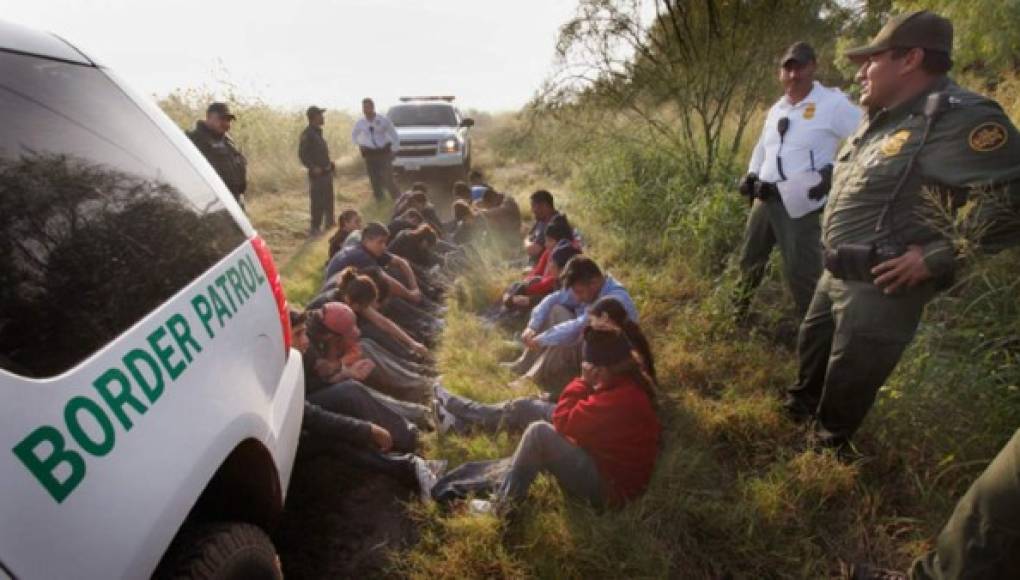 Inmigrantes detenidos en la frontera ya no serán liberados
