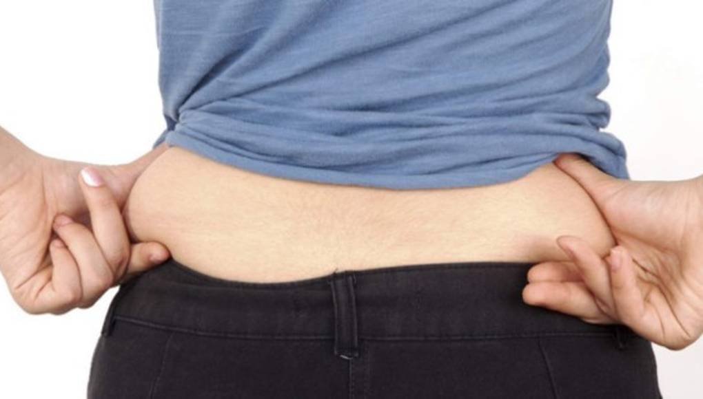 El riesgo de cáncer de las mujeres aumenta con los años que pasan con sobrepeso