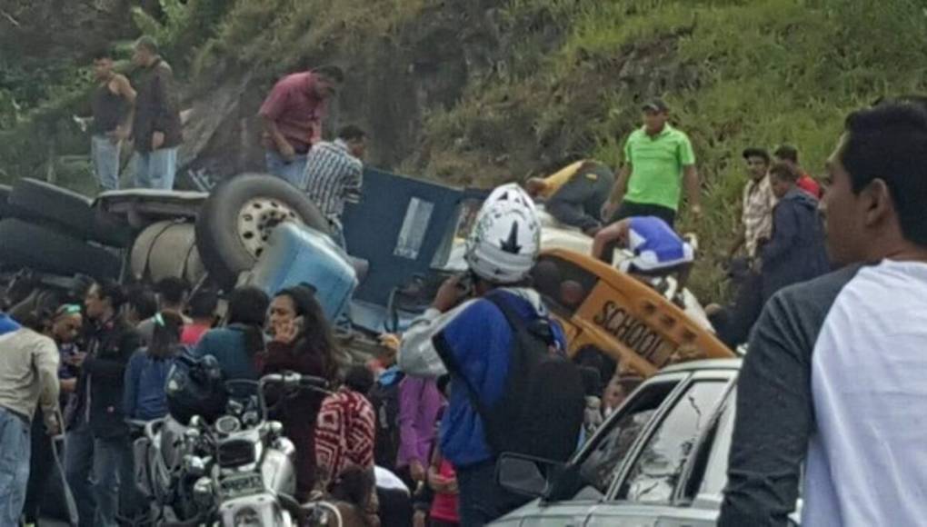 Honduras: Varios muertos y heridos en accidente vial