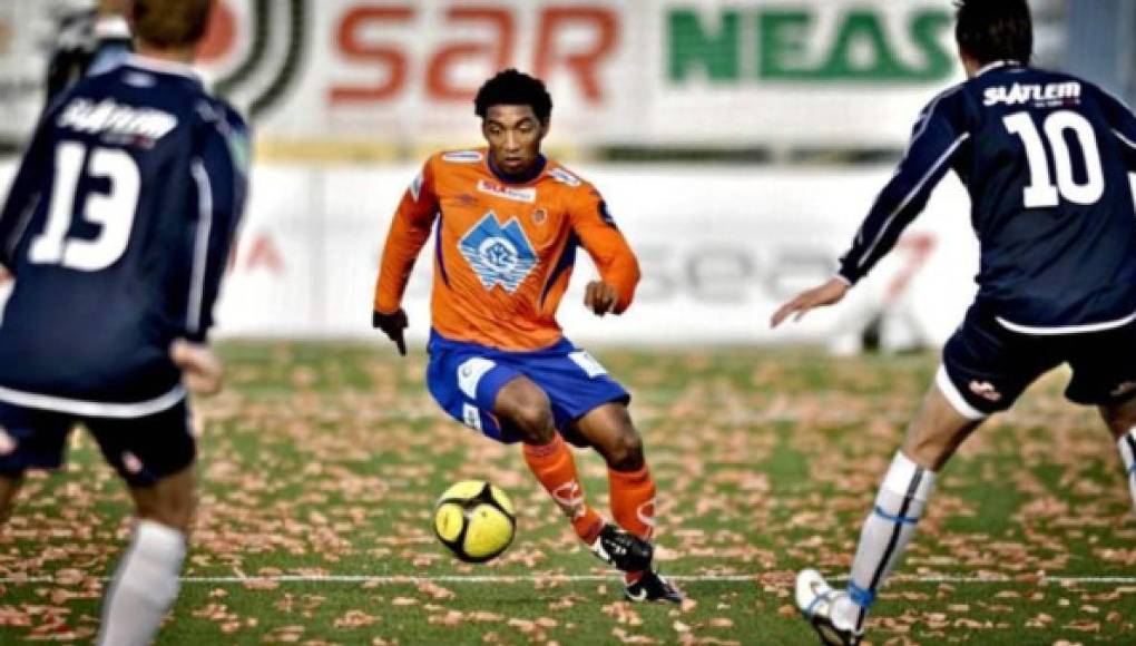 Reinieri Mayorquín. El actual jugador del Olancho FC probó suerte en el 2009 en el fútbol de Europa. El balompié de Noruega le abrió las puertas y con el Aalesunds F.K. se coronó campeón de la Copa noruega.