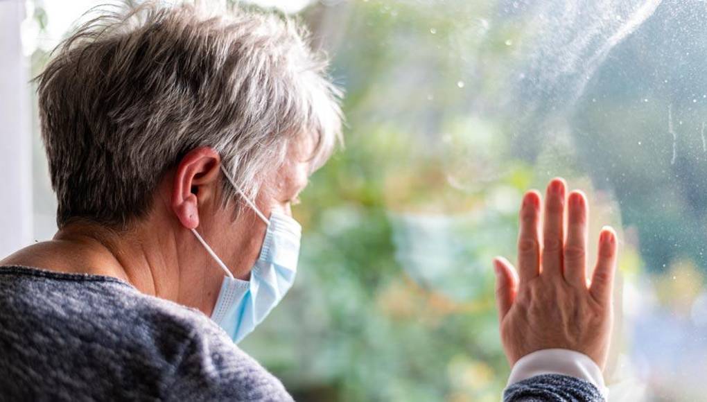 Vinculan una señal genética del envejecimiento con el riesgo de una covid-19 letal