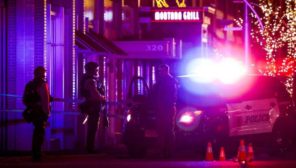 Mueren cinco personas en una serie de tiroteos en Colorado, Estados Unidos