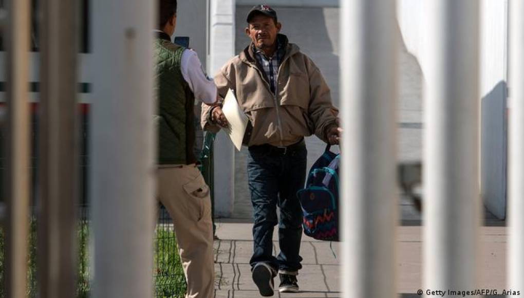 México acepta devolución de solicitantes de asilo en EEUU, según el Post