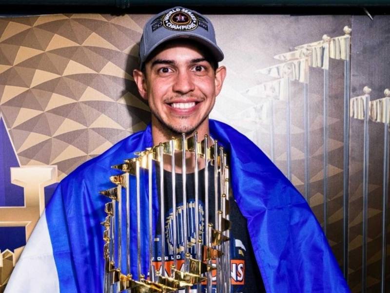 Mauricio Dubón es el primer hondureño en ganar una Serie Mundial.