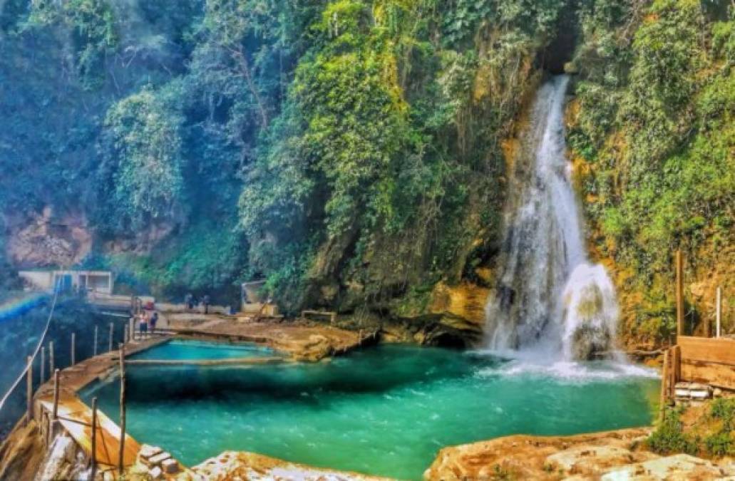 La Boquita, balneario natural de Zacapa, sur del departamento de Santa Bárbara.