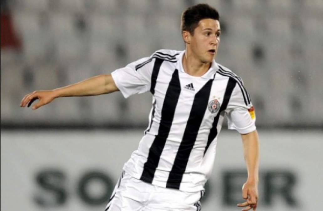 El joven jugador del Chelsea Danilo Pantic ha sido cedido al Partizan. El joven jugador serbio de 20 años ya jugó la temporada pasada en el Excelsior de Rotterdam.