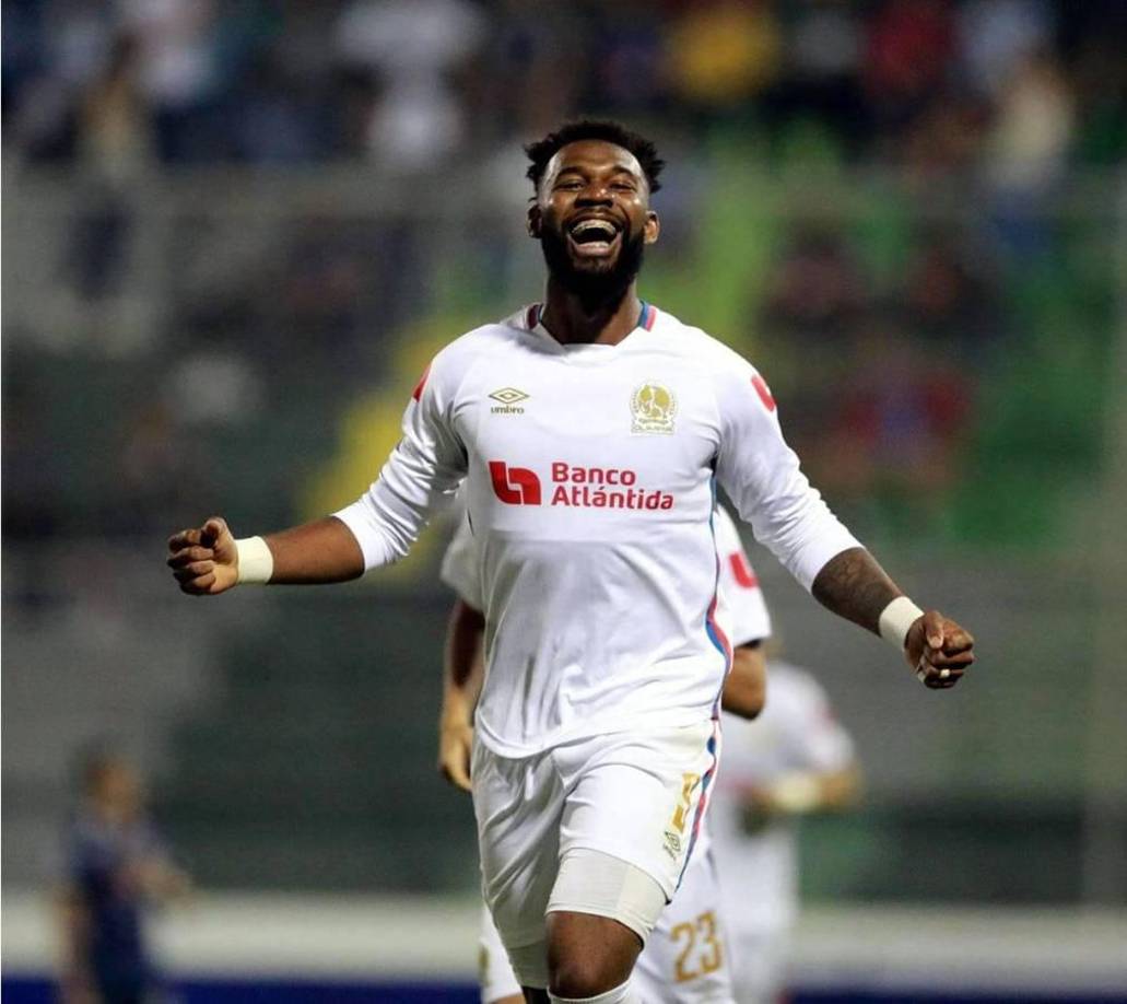 Jorge Benguché no seguirá en el fútbol de Suiza y estará volviendo a las filas del Olimpia. Dicha noticia la confirmó el propio Pedro Troglio.