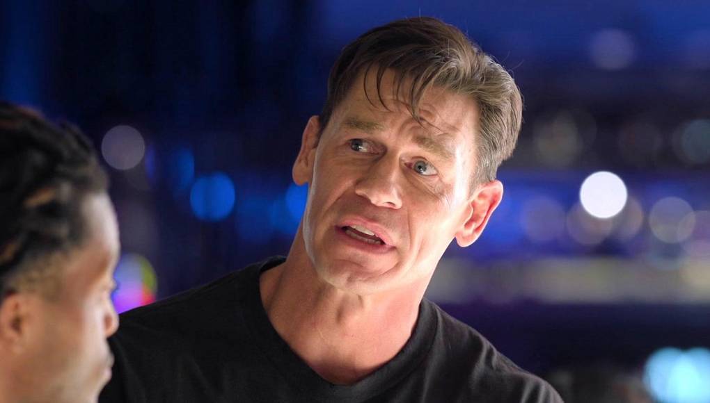 “Rob me permitió inclinarme más a lo dramático. Hacer de un tipo que interpreta a otro te da mucha libertad y permite que le añadas intriga a la película”, relató a EFE Cena. Apuestan por la versatilidad Cena, que también es reconocido por su trabajo como luchador de la WWE, recientemente estrenó la película ‘Argylle’, junto a Dua Lipa, y tuvo un pequeño papel como un Ken sirena en la cinta de Greta Gerwig ‘Barbie’, nominada a ocho premios de la Academia.