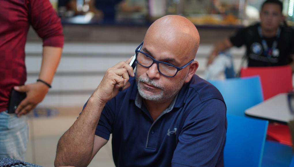 “Sabemos que es un partido difícil, contra un rival complicado, pero estamos en nuestra casa y esperamos que mañana se corone campeón”, agregó.