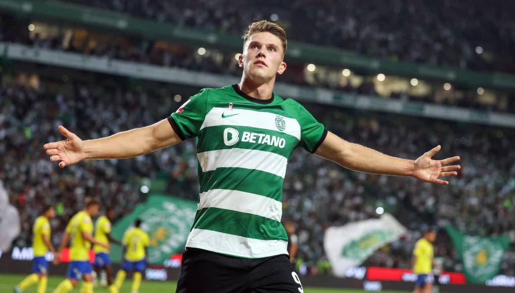 El delantero sueco Viktor Gyokeres juega para el Sporting de Lisboa de Portugal.