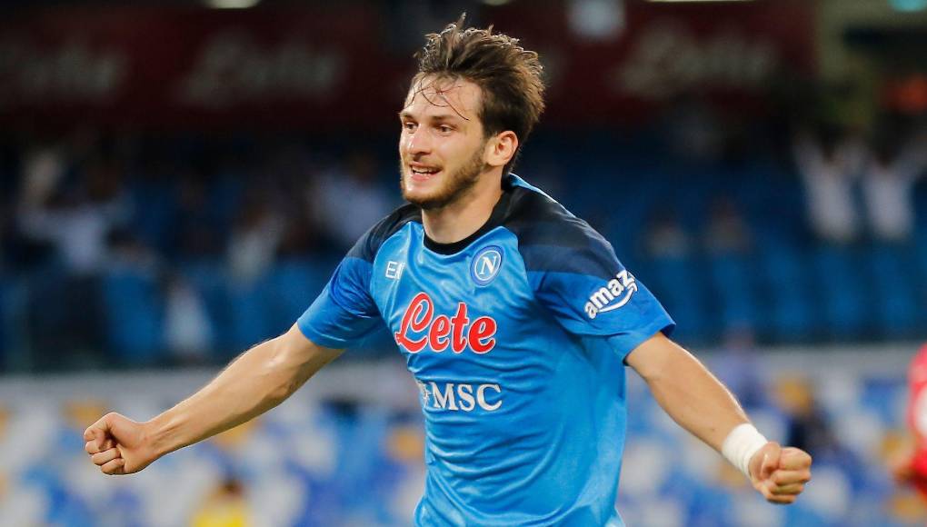 Kvaratskhelia a un paso de dejar al Nápoli porque el PSG pretende ficharlo por 80 millones de euros.