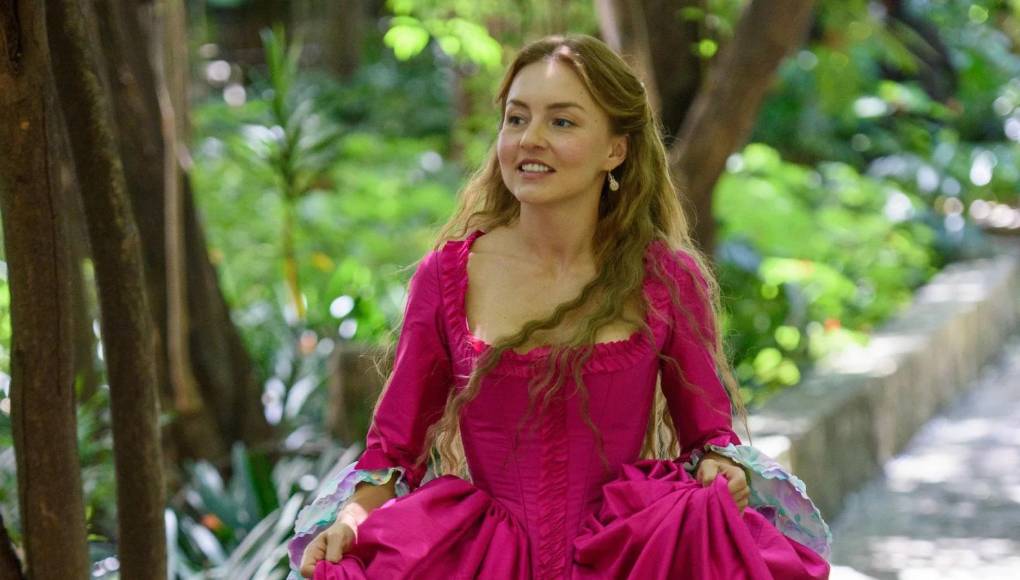 “(Diana Salazar es) un personaje muy emblemático para la cultura mexicana, el género novelero y la pantalla. Es muy lindo retomarlo, (...), una gran historia de amor que muestra personalidades femeninas que enaltecen a la mujer”, reconoce Boyer, sonriente.