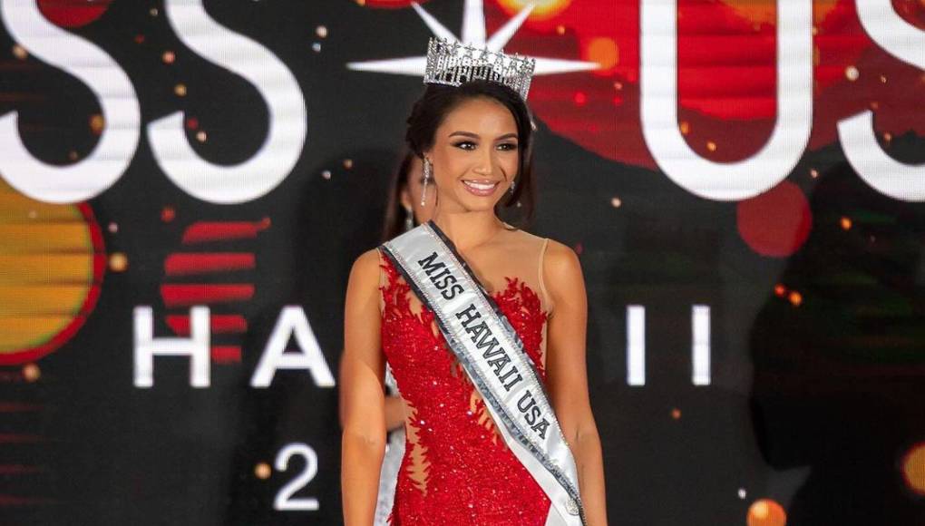 Miss Hawaii USA Savannah Gankiewicz - que originalmente había quedado como primera finalista en el concurso de Miss USA 2023— ha dado un paso adelante para ser coronada Miss USA.