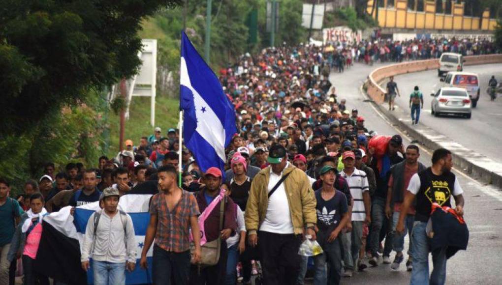 Más de la mitad de hondureños desea irse del país, revela sondeo