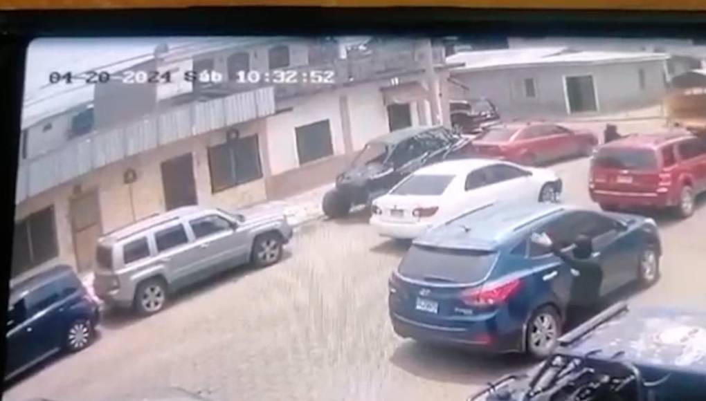 El presunto <b>asalto </b>se registró en la 6 calle entrada por la avenida Juan Pablo II de San Pedro Sula.