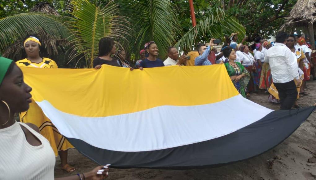 “Este momento nos permite reencontrarnos con nuestros ancestros, que hicieron esa travesía buscando una verdadera libertad después de esa guerra con los ingleses y franceses”, recordó Gregoria Jimenez,, presidente de Odeco.