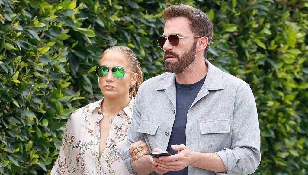 Aunque López y Affleck han tratado de poner fin a los rumores de divorcio apareciendo juntos en público, la especulación continúa. Algunos medios incluso sugieren que Affleck podría ser un factor influyente en la mala racha de López.