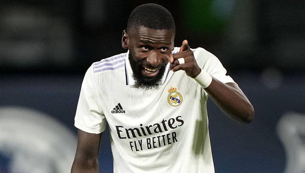 DEFENSA: Rüdiger es pilar para Ancelotti en su esquema estelar.