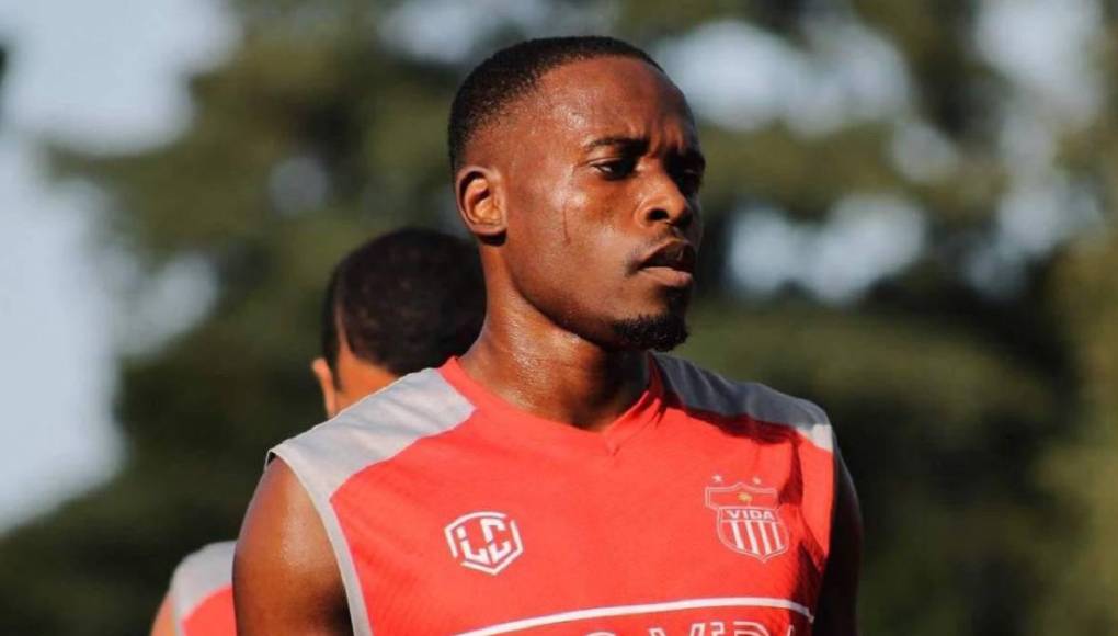 Marvin Bernárdez: El capitán del Vida anunció que está sin contrato con los cocoteros, aunque aseguró que quiere busca el ascenso en Segunda División.