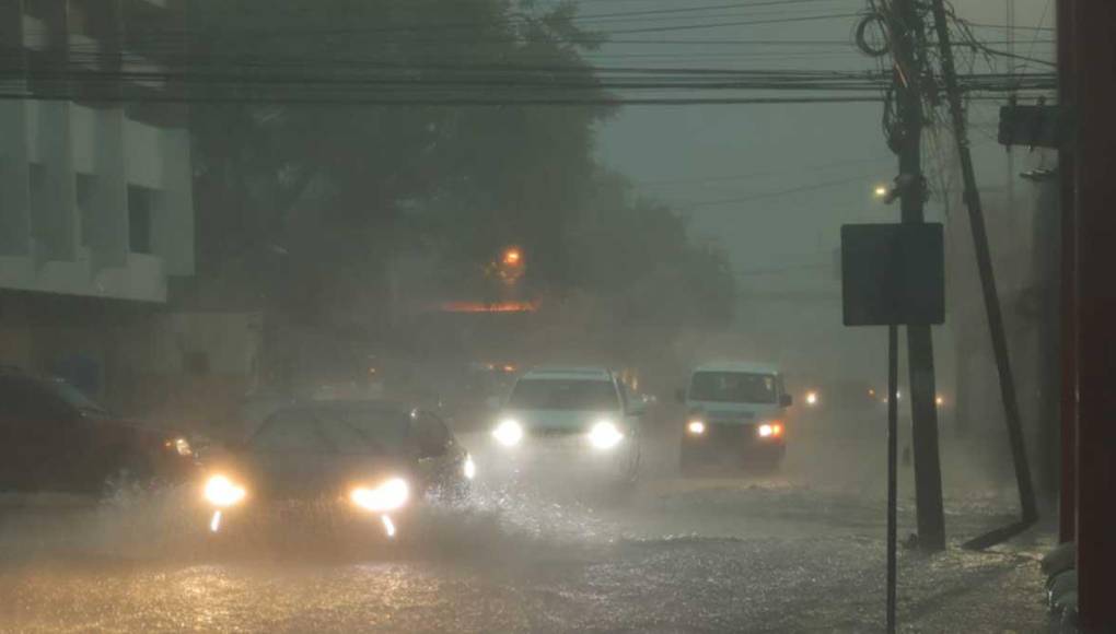 Alerta amarilla en el valle de Sula por pronóstico de intensas lluvias
