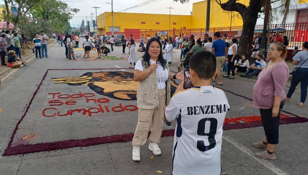 FOTOS: Viacrucis conmueve corazones en San Pedro Sula