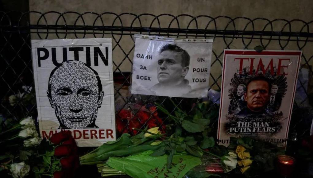 Antiguo abogado moscovita, este activista anticorrupción sufrió un grave envenenamiento en 2020, del que culpó al Kremlin. Cuando regresó a Rusia, en enero de 2021, tras curarse en Alemania, fue inmediatamente detenido.