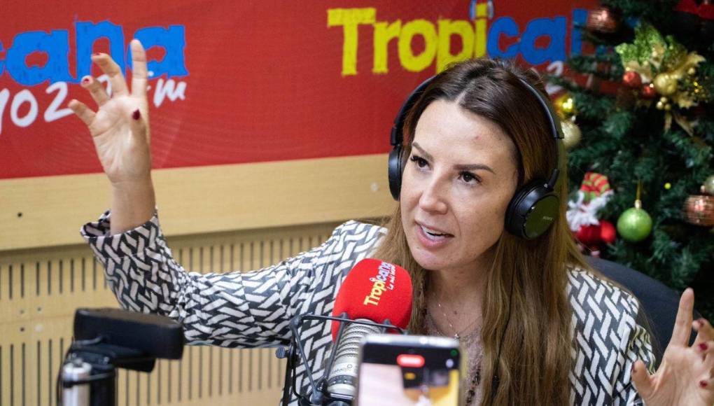 <i>La Casa de los Famosos Colombia</i>, transmitido a través de la plataforma <i>ViX </i>y por el <i>Canal RCN</i>, continúa ofreciendo a los espectadores un vistazo sin censura al día a día de los famosos dentro de la casa, prometiendo más momentos de entretenimiento, confrontación y reflexión en las semanas venideras.