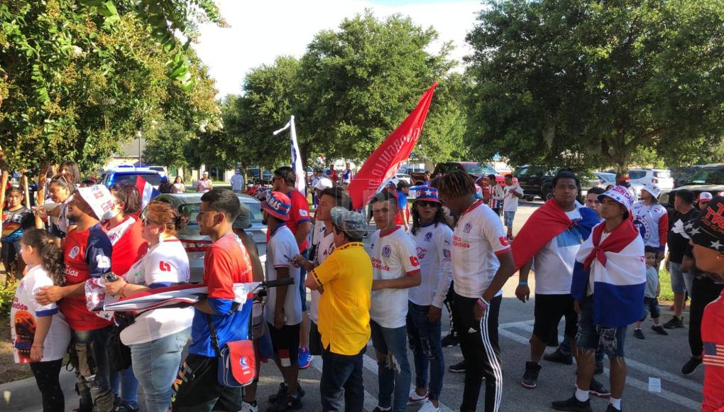 La convocatoria del club Merengue es muy grande y los olimpistas se transladaron de los diferentes estados del gran país del norte para ver a su amado león.