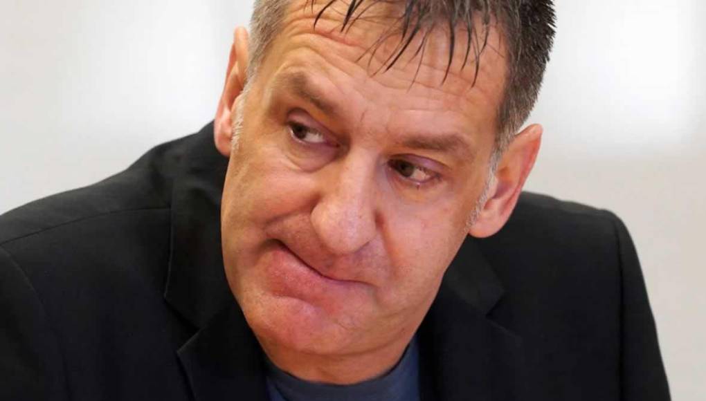 La vida del exportero alemán ahora es muy diferente. Actualmente recibe unas prestaciones al mes de 1.136€, de los cuales 573 van destinados al alquiler.