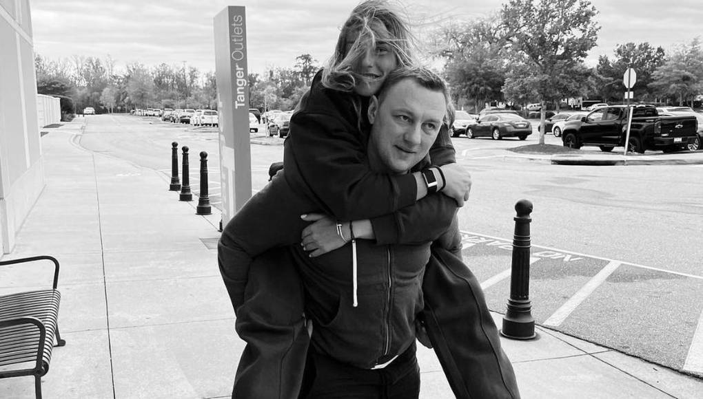 Conmoción: Muere exjugador, pareja de reconocida tenista y revelan tragedia